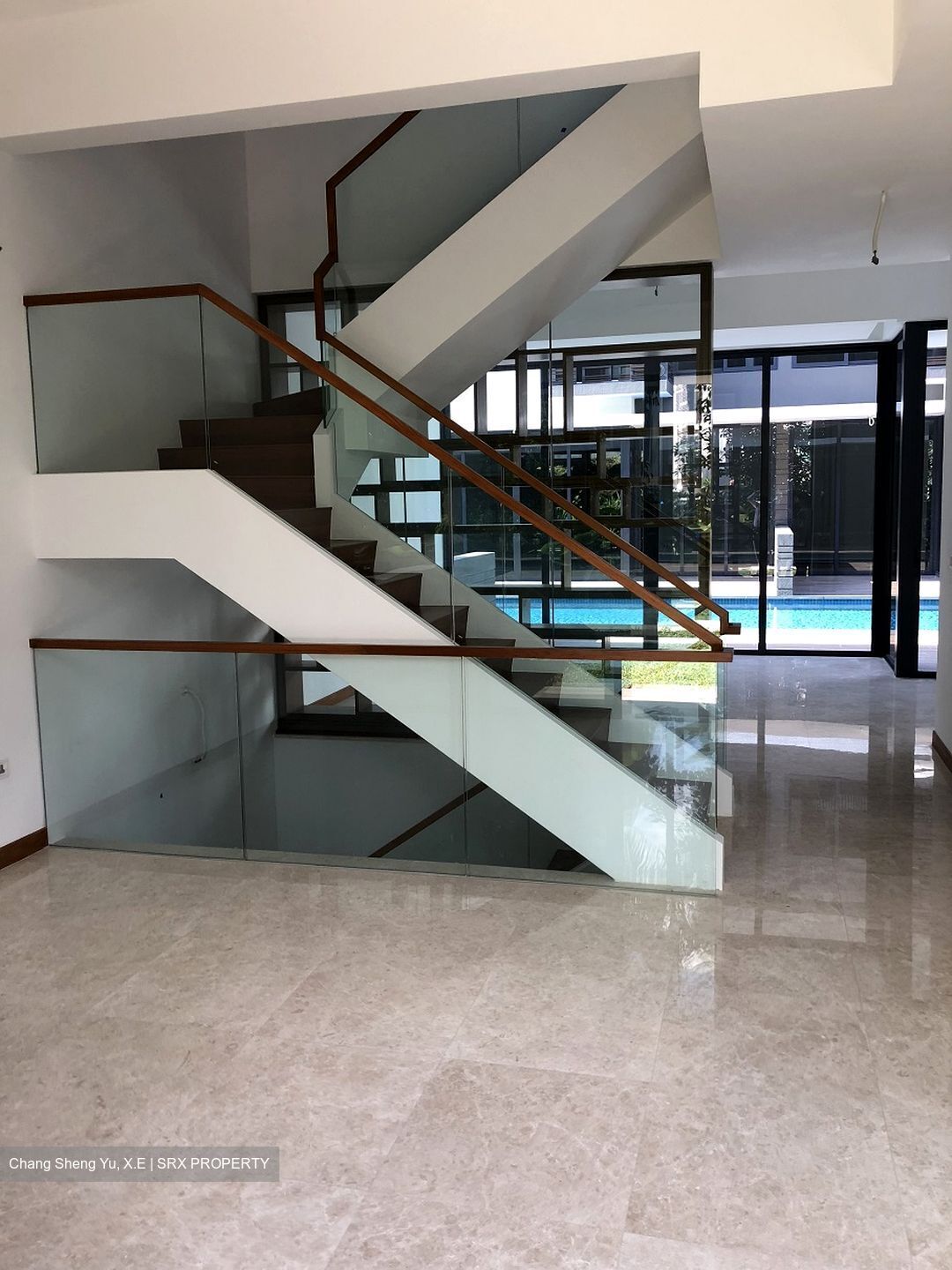 Alana (D28), Terrace #376887501